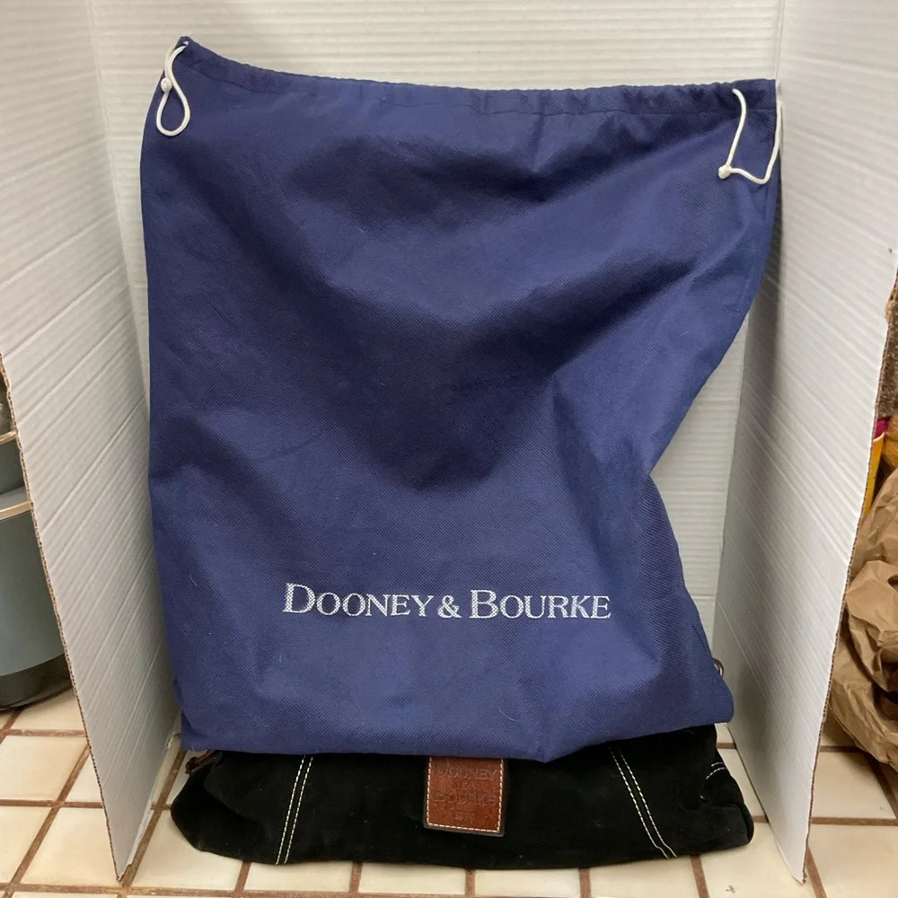Dooney & Bourke Black and Brown Shoulder Bag - Picture 15 of 15